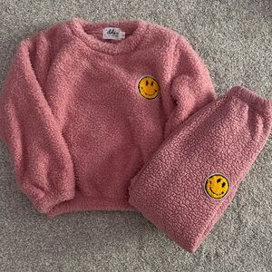 Lola + The Boys Pink Fuzzy Set